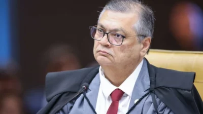 GREVE EM ALTA TENSÃO: Flávio Dino anula MULTA MILIONÁRIA contra professores do DF