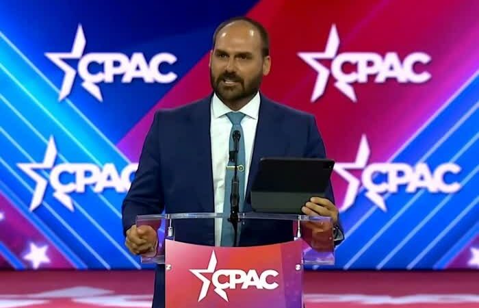 Explosão Diplomática: Eduardo Bolsonaro Pressiona por Anistia para Barrar Tarifas de Trump