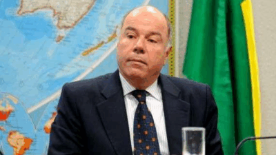 Chefe da Diplomacia de Lula Afirma: Brasil Pode Ignorar Tremenda Ameaça de Sanções de Trump!