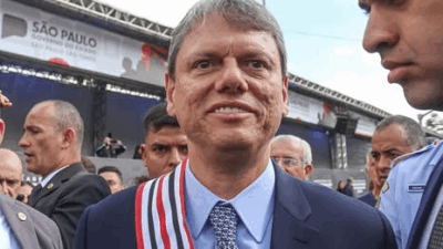 URGENTE: PSOL entra com pedido de impeachment contra Tarcísio por traição e escândalo de $ milhões