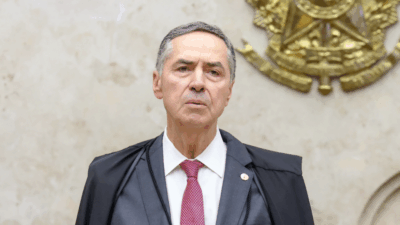 Veja o bastão do poder: filhos de Barroso abrigados no consulado, diz jornalista em vídeo exclusivo