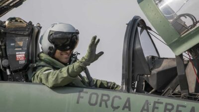 URGENTE! Quarenta aeronaves militares ficam no chão por falta de verba: crise orçamentária paralisa frota da Aeronáutica