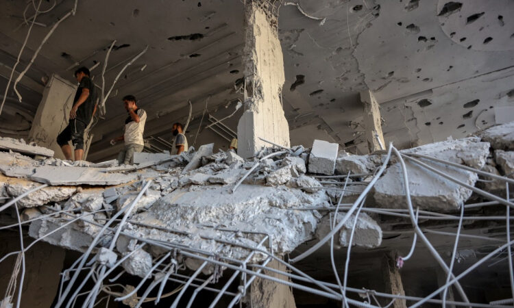 EXÉRCITO REVELA BOMBARDEIO BRUTAL: palestinos em Gaza choram "medo de dormir" em meio à noite de terror de Israel