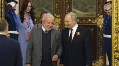 Lula diz a Putin que crise no Brics decide futuro da Ucrânia