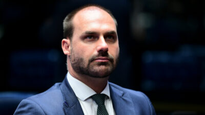 Eduardo Bolsonaro explode contra aliados em crise no Bolsonarismo por polêmica anistia que abala governo