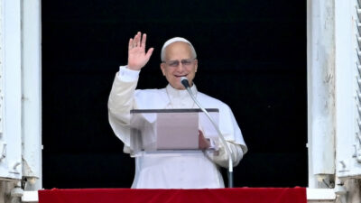 Papa Leão XIV Completa 70 Anos em Festa Histórica com 100 Mil Fiéis no Vaticano