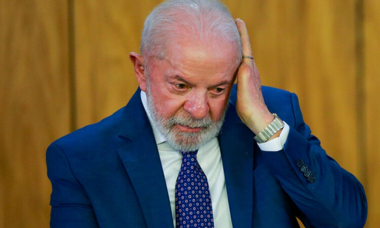 Polêmica nos EUA: Lula é confrontado por grupo hostil durante chegada a Nova York; vídeo viraliza!