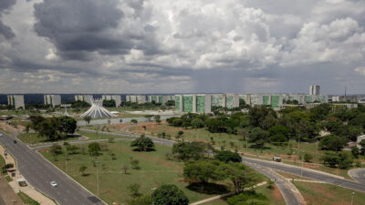 URGENTE: ABIN EM ALERTA MÁXIMO – ESPIÕES INVISÍVEIS IRÃO VIGIAR TODO MUNDO NO 7 DE SETEMBRO EM BRASÍLIA