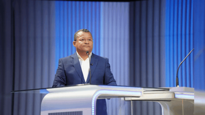 Exclusivo: Apresentador da Band é demitido ao vivo após entrevista com Bolsonaro; vídeo repercute na web