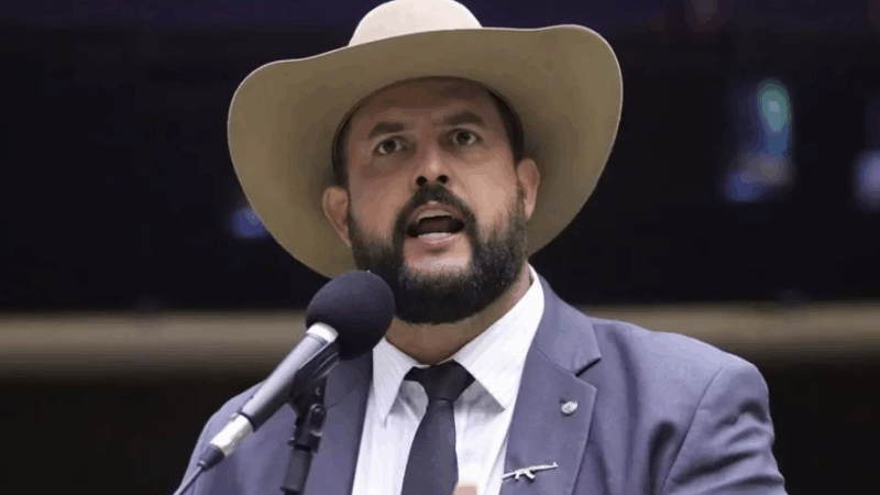 Escândalo no INSS: Zé Trovão pede quebra de sigilo de 11 entidades suspeitas de roubar bilhões do seu bolso