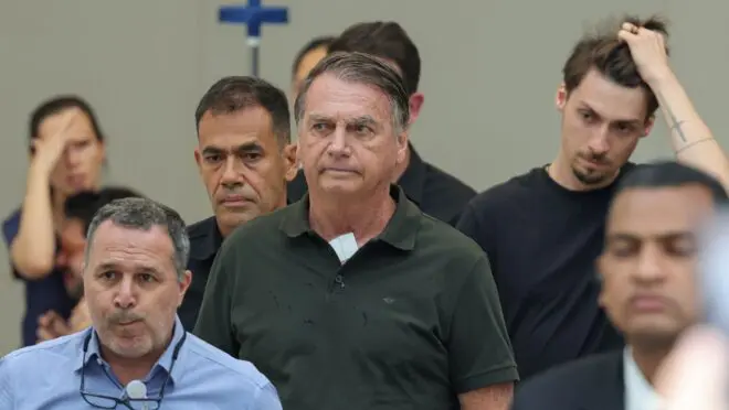 Escândalo em 2025: Moraes muda regras da escolta presidencial de Bolsonaro após atraso polêmico em hospital