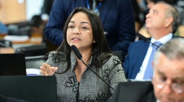 CPMI 2025 vira palco de caos: Senadora de esquerda perde controle em cena explosiva; veja o vídeo que está viralizando