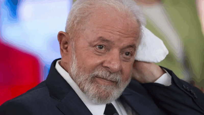 Ministro de Lula joga toalha e abandona barco em meio a crise política no governo brasileiro