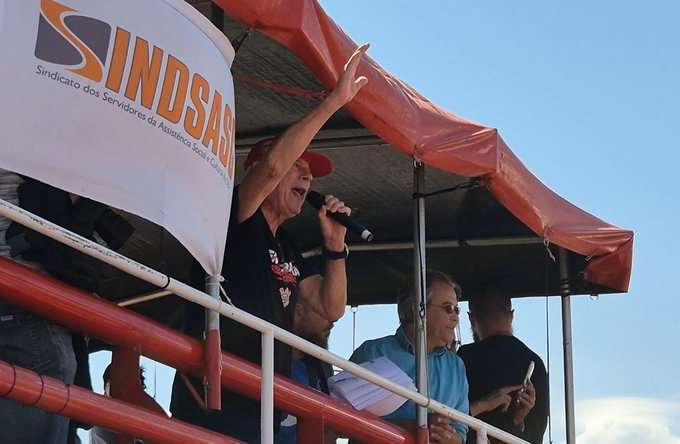 José Dirceu, condenado por corrupção e reincidente, é solto e explode contra impunidade em discurso polêmico; veja o vídeo