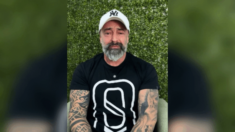 Humorista Cris Pereira chora ao comentar condenação por estupro em vídeo emocionante; Assista aqui