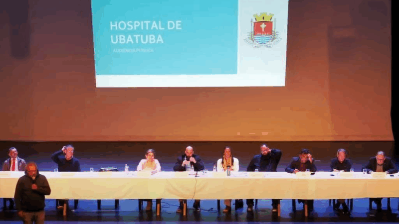 Vereador de Ubatuba provoca revolta ao mandar moradora calar a boca e declarar que ela já latiu muito em discussão pública; vídeo repercute