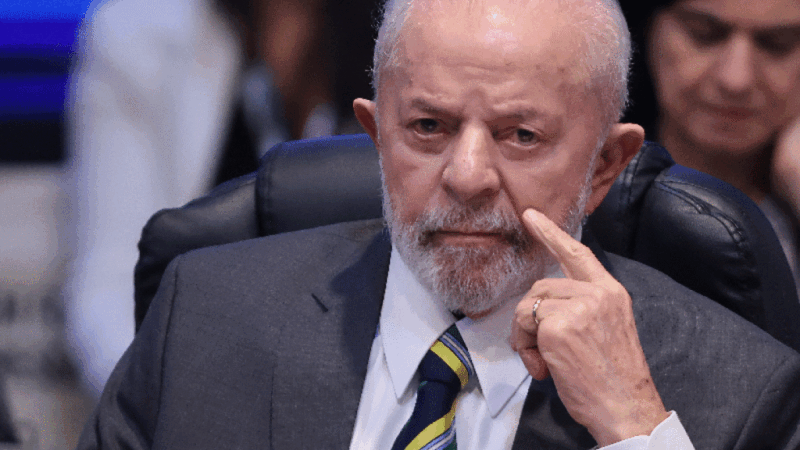 Fundador histórico da esquerda rompe com PT em meio a críticas e provoca racha nas bases militantes