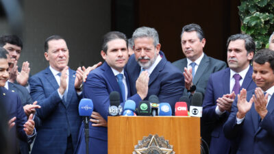 Hugo Motta explode contra Arthur Lira e revela segredos do conflito político que divide a Câmara dos Deputados