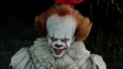 It: Bem‑vindos a Derry – Por que Pennywise não apareceu no 1º episódio e quando ele chegará
