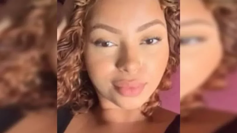 Choque! Foto da Traficante Japinha do CV em Traje de Guerra Antes da Fuzilamento Viraliza.