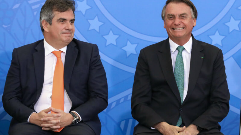 Colapso de Bolsonaro detona guerra interna na direita por controle e herança política