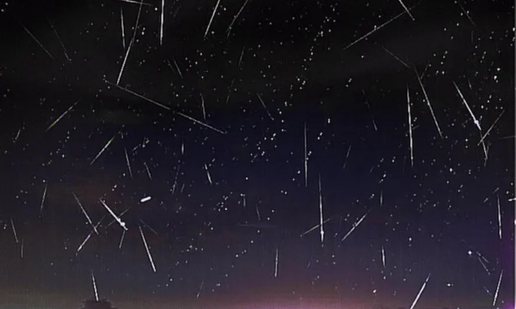 Chuva de Meteoros Orionídeas: Espetáculo Celeste Imperdível Iluminará Todo o Brasil; Veja Como Assistir!