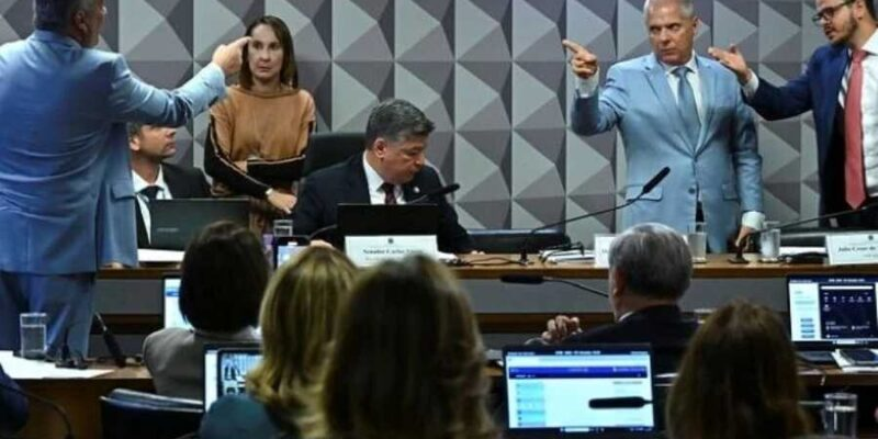 CPMI vira palco de tumulto: Relator explode e acusa ex-ministro de roubo e vagabundagem em sessão explosiva