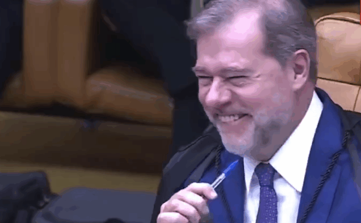 Toffoli causa polêmica ao rever decisão sobre CPMI do INSS em menos de 24 horas