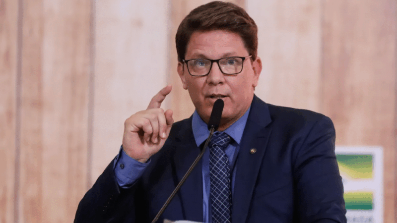 Atriz da Globo perde na Justiça e é obrigada a pagar indenização milionária a deputado Mario Frias: caso pega fogo!