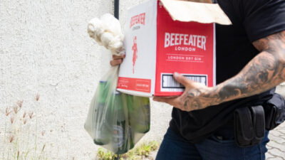 Polícia Civil do RJ dispara alerta máximo: bebidas adulteradas com metanol causam onda de intoxicações e risco mortal!