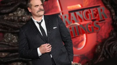 David Harbour Reage a Denúncia de Assédio: Revelações Impactantes sobre Stranger Things