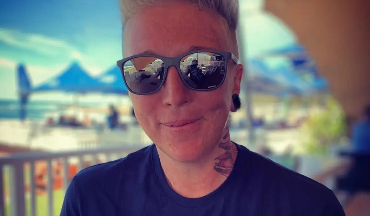 Apresentadora de 43 anos morre em acidente de helicóptero: Tragédia abala família e fãs