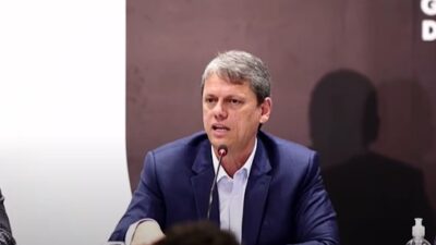 EXPLOSIVO: Tarcísio defende classificação do PCC como grupo terrorista