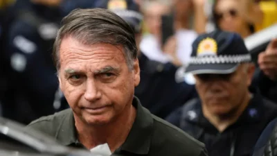 Você é a favor ou contra a prisão de bolsonaro ?