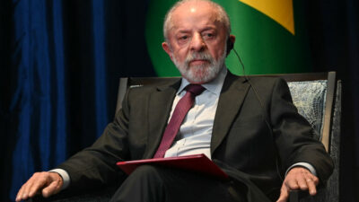 Urgente! Ex-ministros pedem LUIZ INÁCIO LULA DA SILVA assumir crise de segurança emergente no Rio!
