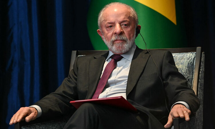 Urgente! Ex-ministros pedem LUIZ INÁCIO LULA DA SILVA assumir crise de segurança emergente no Rio!