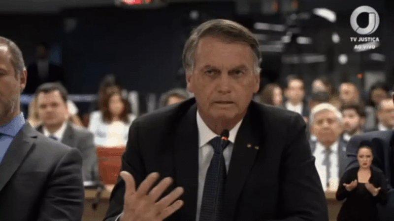 EMERGÊNCIA: Bolsonaro entra em colapso durante prisão e socorro médico é acionado às pressas!