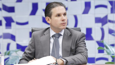 Polêmica: Encontro Secreto entre Motta e Lewandowski na Residência Oficial da Câmara Federal Agita a Política Brasileira