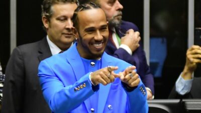 Lewis Hamilton em lágrimas: O título de brasileiro honorário que o deixou sem palavras