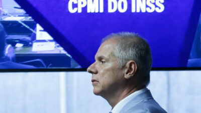 INSS: PF prende ex-presidente em operação BOMBA; rota da propina REVELADA!