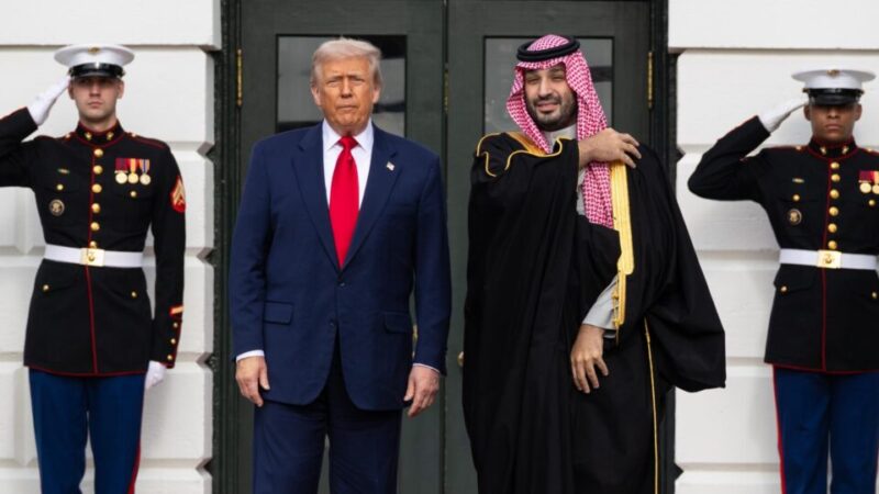 Trump Recebe MBS e Afirma que Príncipe Saudita Não Sabia Nada sobre Morte de Khashoggi
