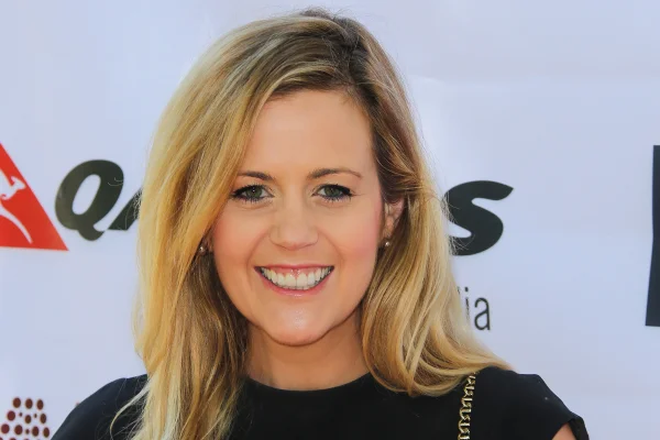 Tragédia: Morre Rachael Carpani, atriz de NCIS: Los Angeles aos 45 anos