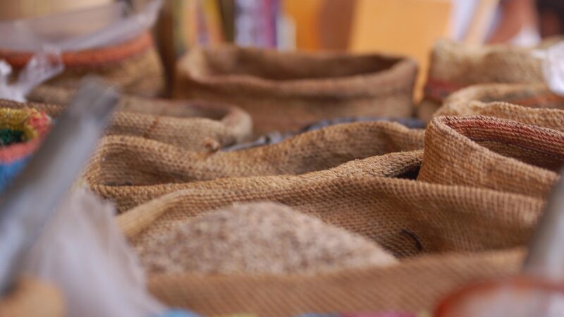 Como Economizar Inteligentemente no Mercado com Estratégias Efetivas