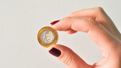 Guia Completo para Começar a Poupar e Enriquecer