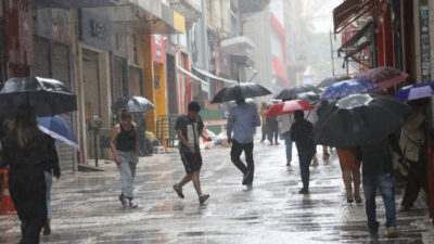 Alerta Máximo: Tempestades Fortes Devastam 5 Estados no Fim de Semana!