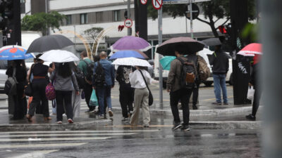 INMET EM ALERTA MÁXIMO! Chuvas TORRENCIATESC ameaçam TODO o BRASIL! Descubra AGORA as REGIÕES em PERIGO!