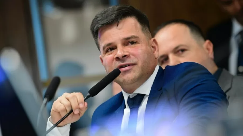 CHOQUE Ex-diretor da PRF Silvinei Vasques é preso no Paraguai