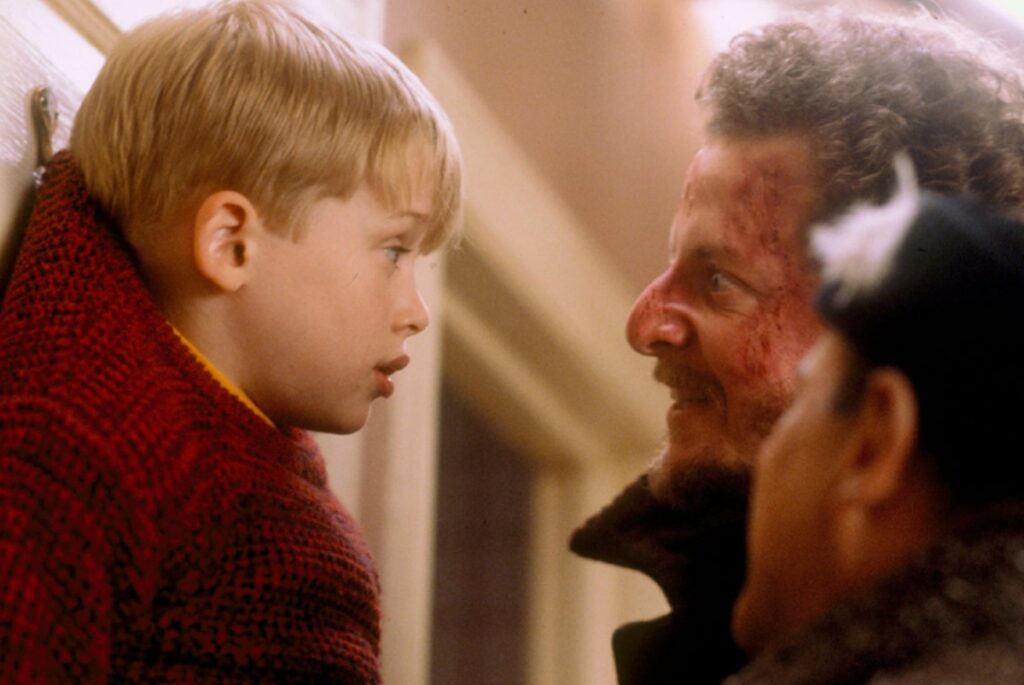 Ator de Hollywood Indiciado por Escândalo Sexual com Garota de Programa