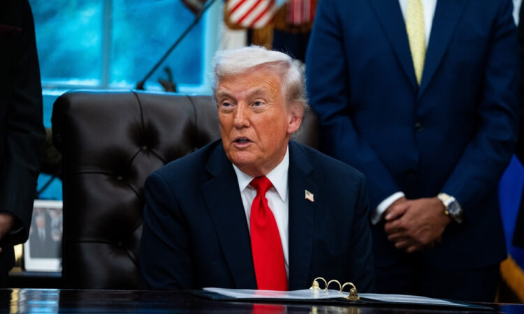 Caos no governo americano: EUA entram em shutdown parcial por impasse orçamentário no Congresso.