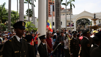 Caos na Venezuela: jornalistas presos em massa após queda de Maduro